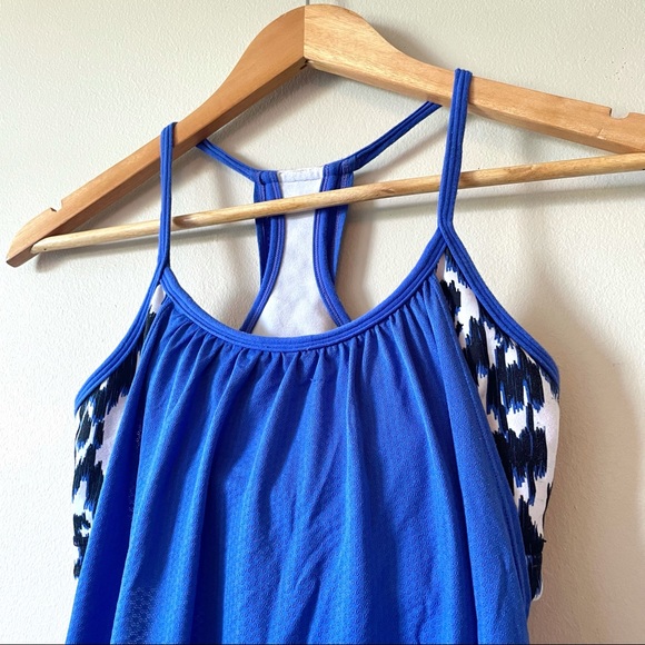 LAST CHANCE Lululemon no limits tank - Picture 2 of 4